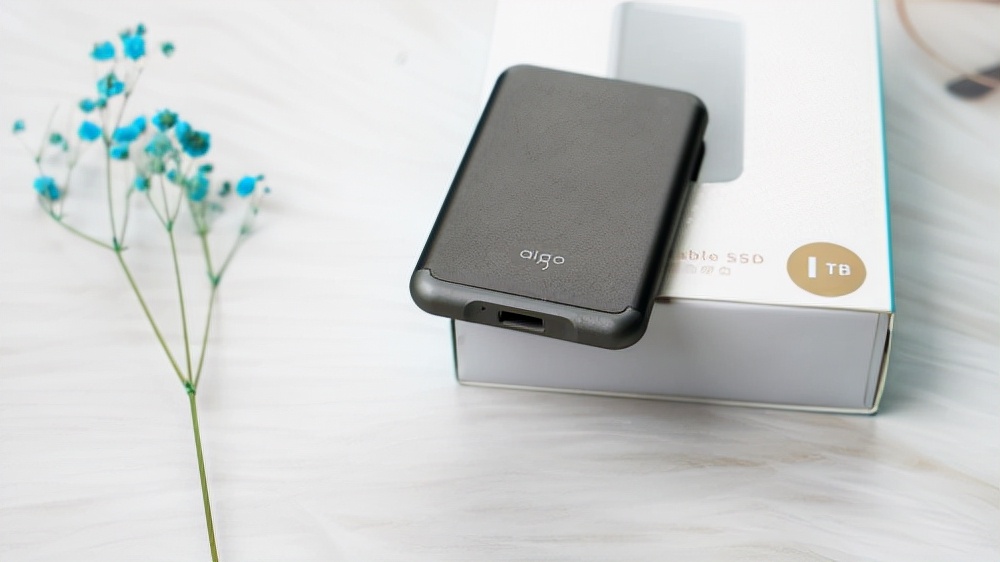 aigo固态硬盘是杂牌吗,aigo固态硬盘性价比比较高
