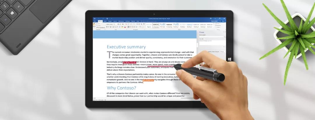 继X16后的新品“轻行者”，凭小屏与价格优势扭转了win10板乾坤