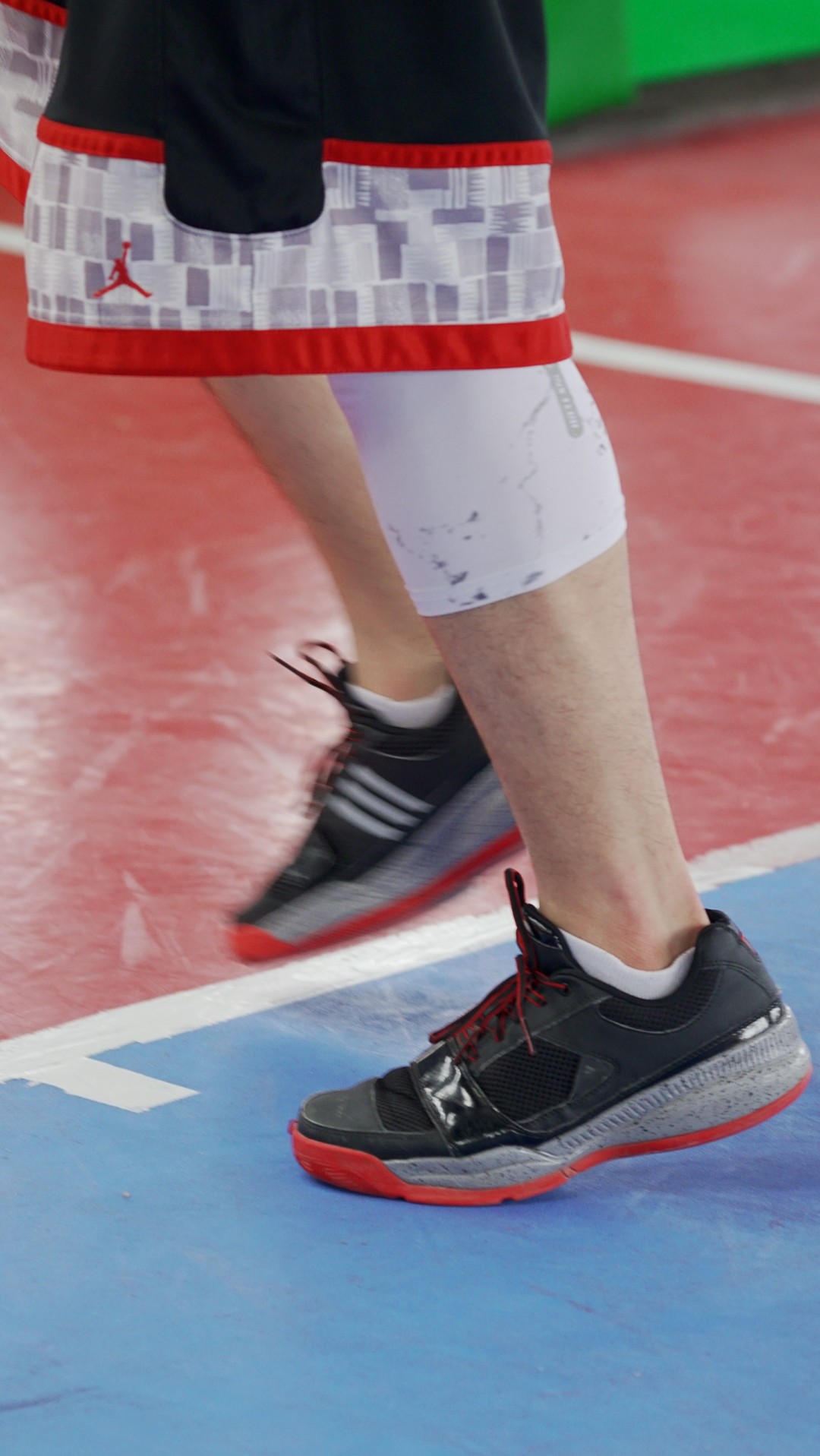 阿里纳斯1代简版复刻,阿迪2开头的实战篮球鞋