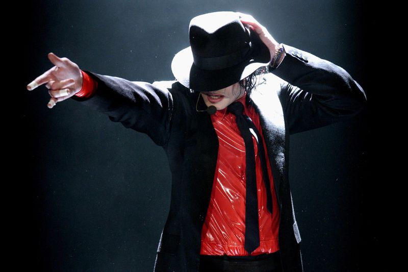 音乐之神迈克尔杰克逊,迈克尔杰克逊动感摇滚英文歌曲