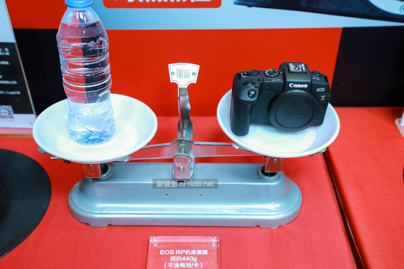 佳能傲视群雄,佳能在微单里为何会败给索尼