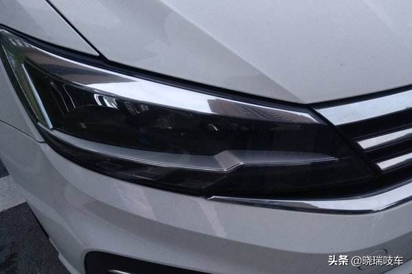 2021改款大众凌渡中配,上市宽体轿跑15年凌渡1.4t风尚