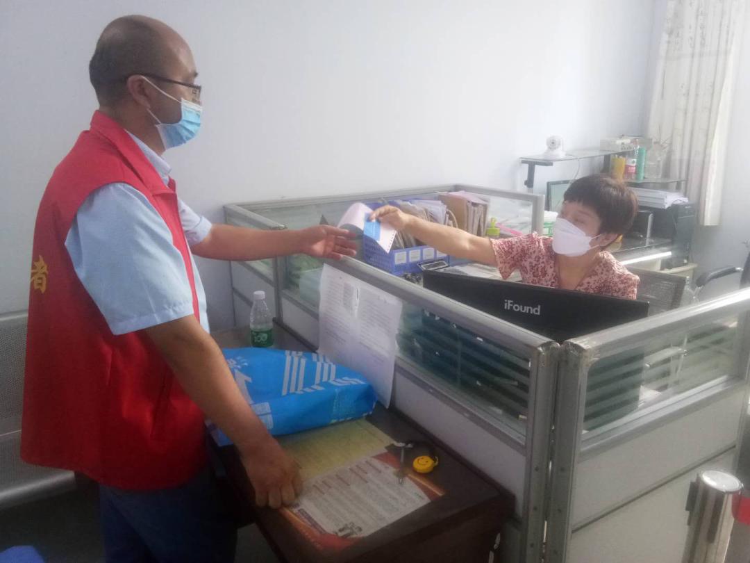 师市抗疫实录之四：把疫情防控阻击战作为锤炼机关干部作风的“练兵场”