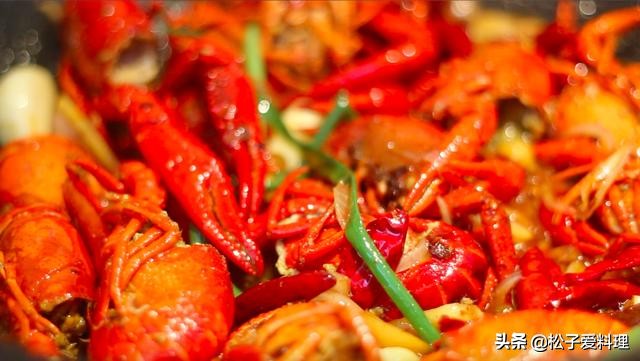 看到了就如获至宝定会买回家，配上剁辣椒炒一盘，酸辣滑嫩好过瘾