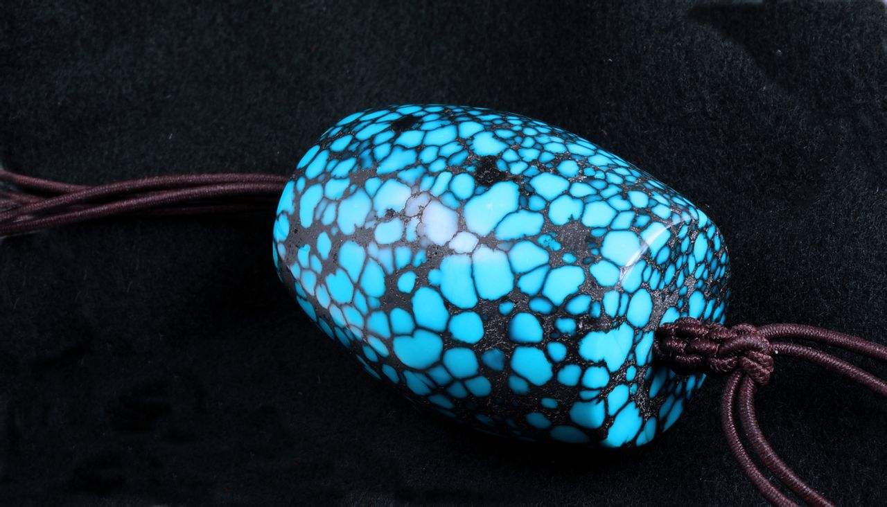 绿松石原矿优化是什么意思,原矿无优化绿松石精品件