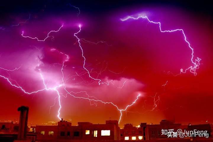 半秒钟洞察事物本质,半秒钟就看透事物本质的人原文