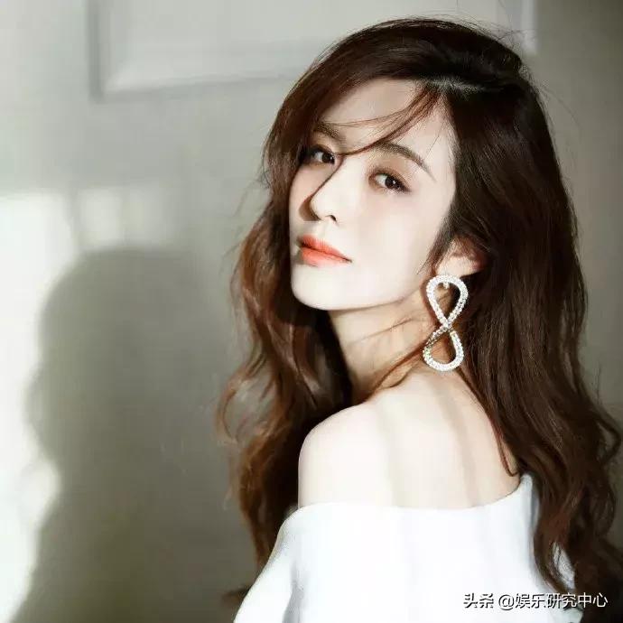 江疏影知道王晓晨和胡歌的关系不 (胡歌江疏影王晓晨杨幂)