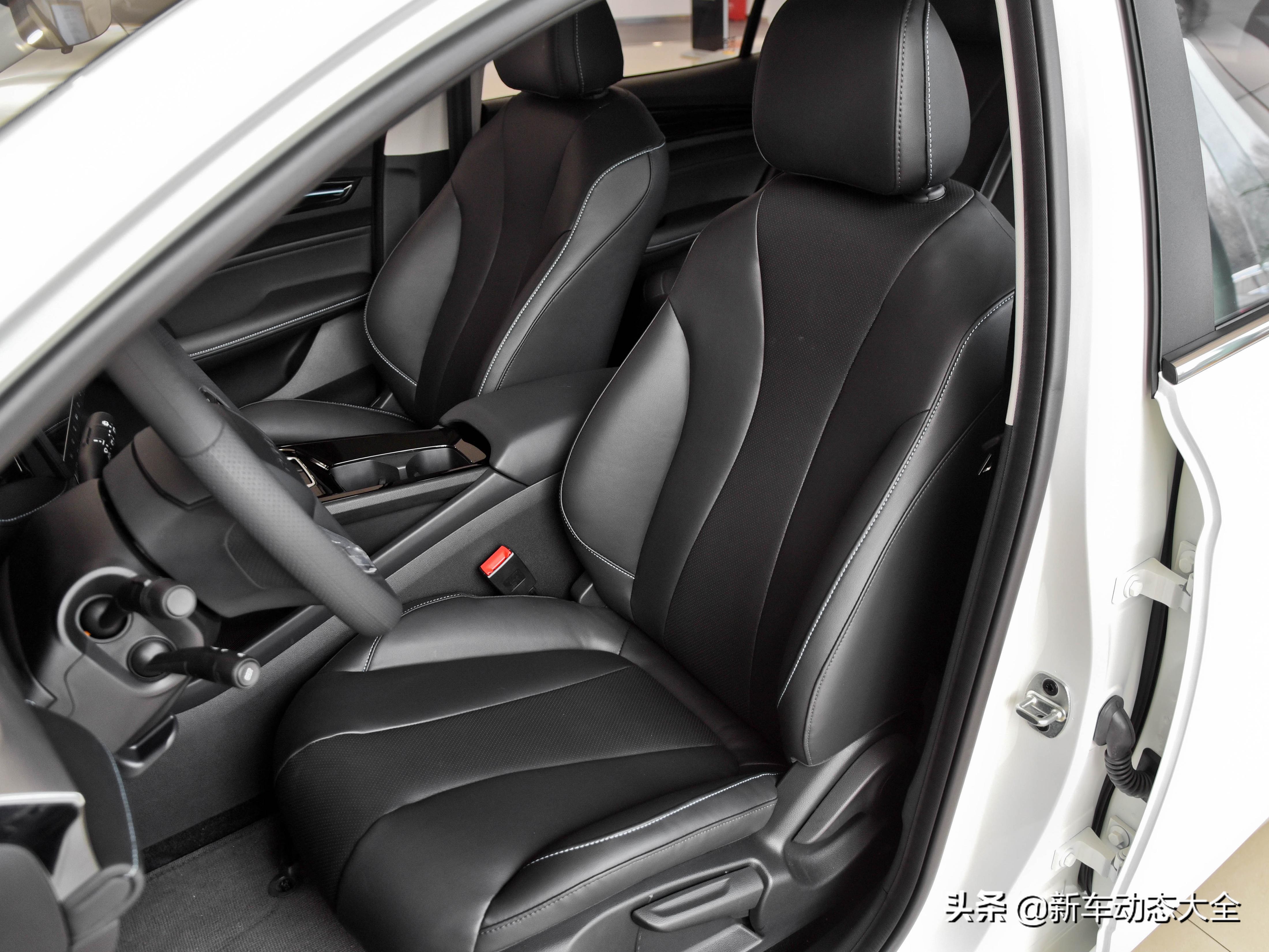 荣威新能源车ei5均衡充电,荣威ei5耐用