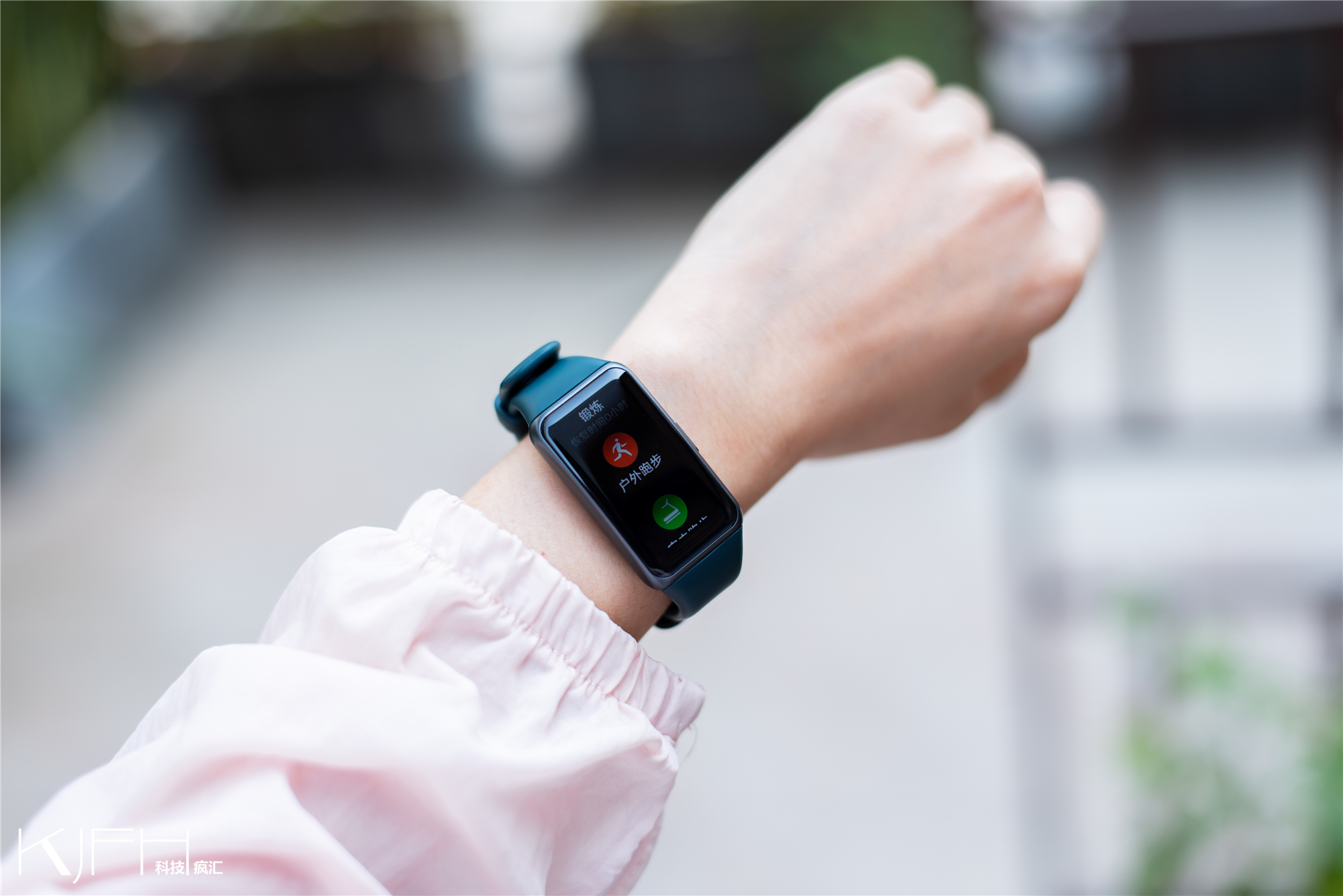 华为手环4pro和华为手环6哪个好,华为手环6标准功能版