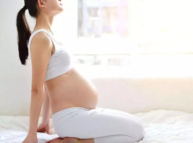 孕晚期剖腹产刀口痒是怎么回事,剖腹产后妊娠纹痒怎么回事