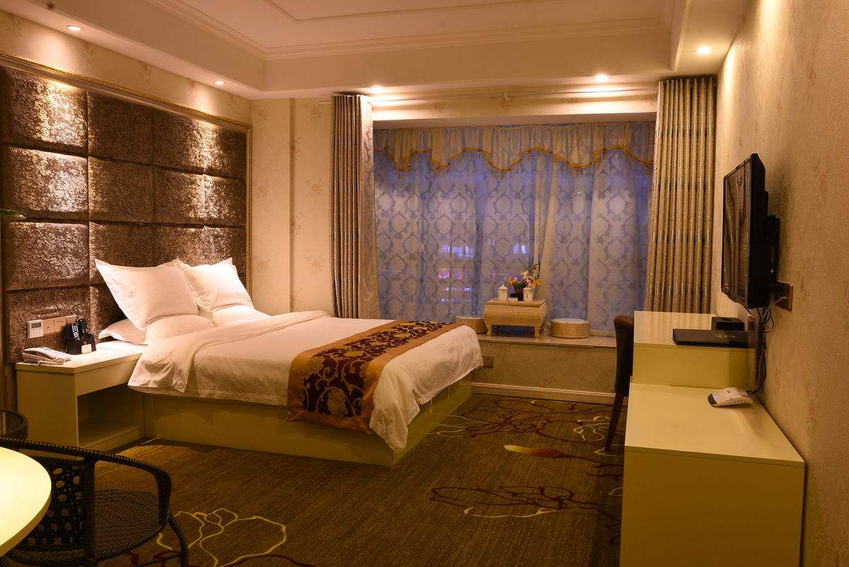 开旅馆赚不赚钱,开旅店需多少个房间才能赚钱