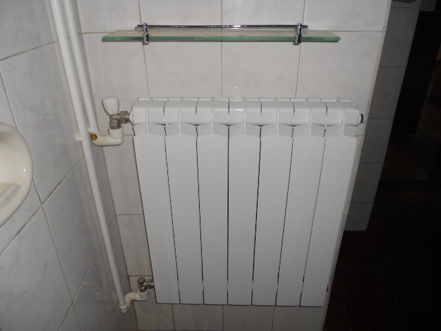 暖气片pvc接头处漏水解决小妙招,暖气片漏水各种修补方法带水