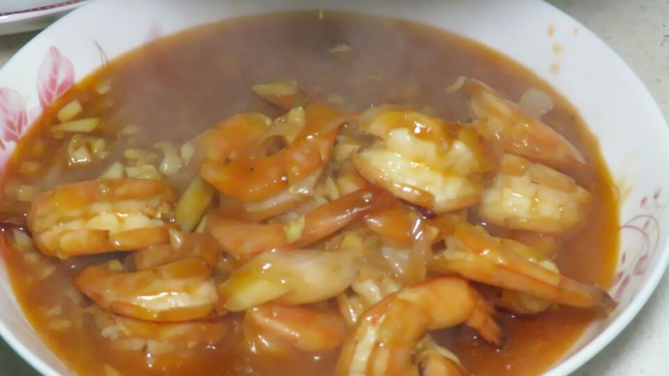 炒大虾需要提前焯水吗,大虾是直接炒还是焯水