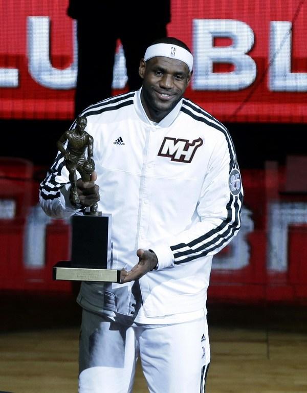 詹姆斯的时代有多久,詹姆斯从骑士到湖人的变化