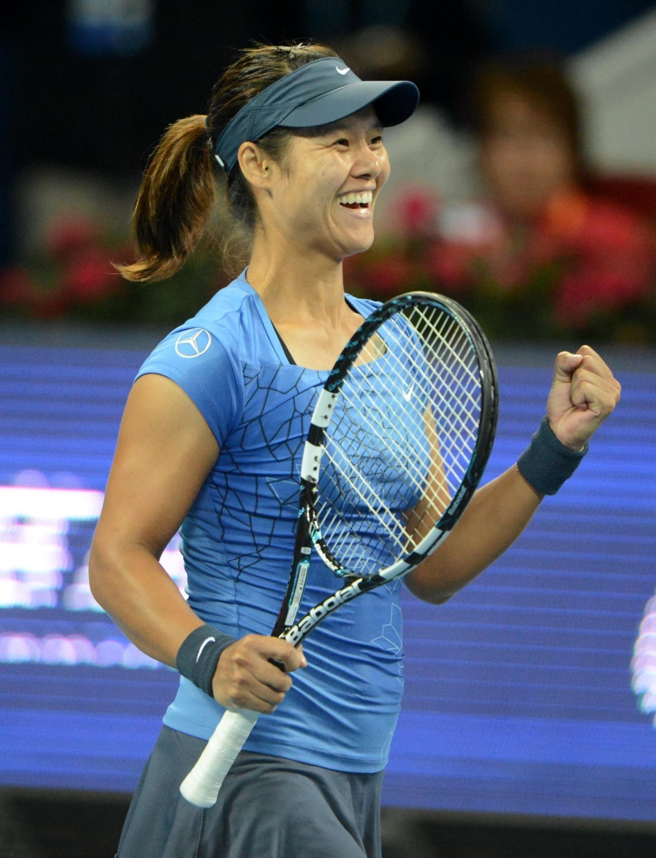 李娜传奇故事,网球选手李娜的成长历程