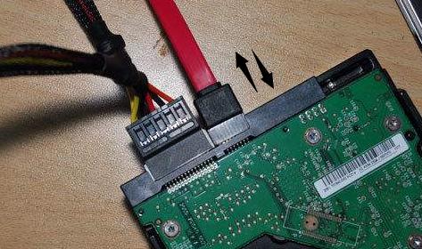 电脑开机出现adiskreaderror,外接硬盘出现adiskreaderror