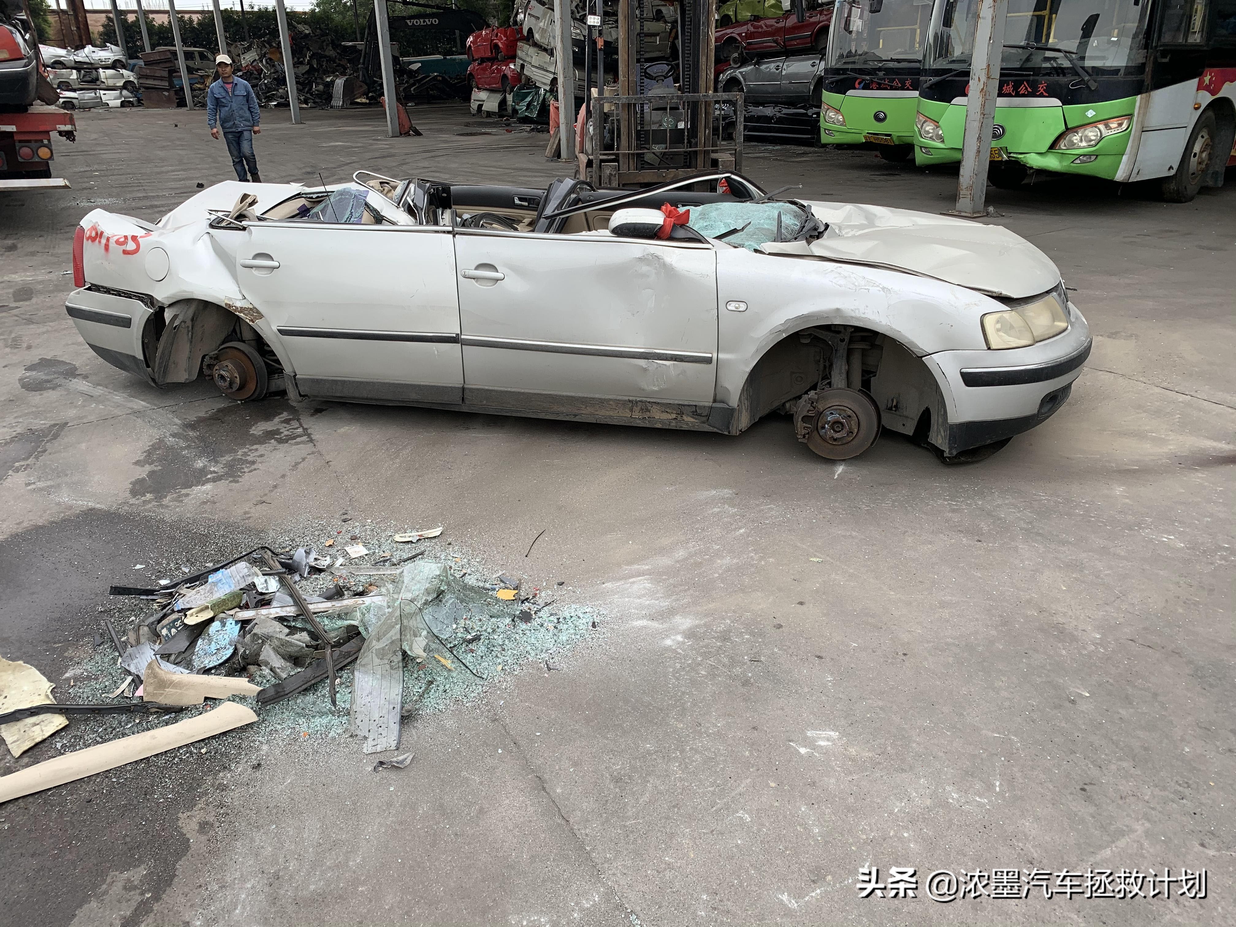 情怀老车帕萨特b5翻新,经典老车b5帕萨特翻新复活