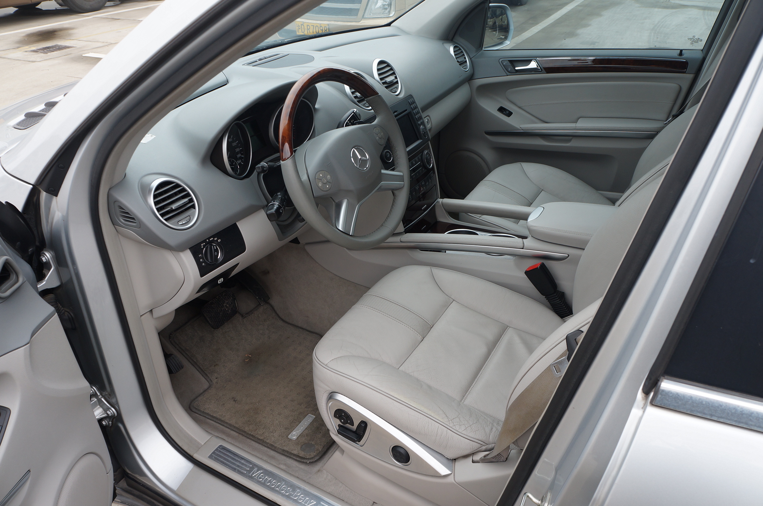 08奔驰ml350能买吗,08款奔驰ml350胎压复位