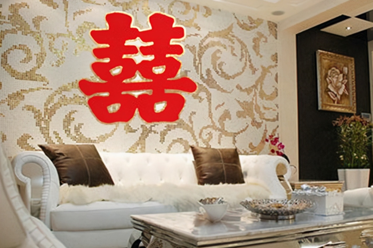 家有喜事怎么贴门面上,屋里喜字怎么贴好看