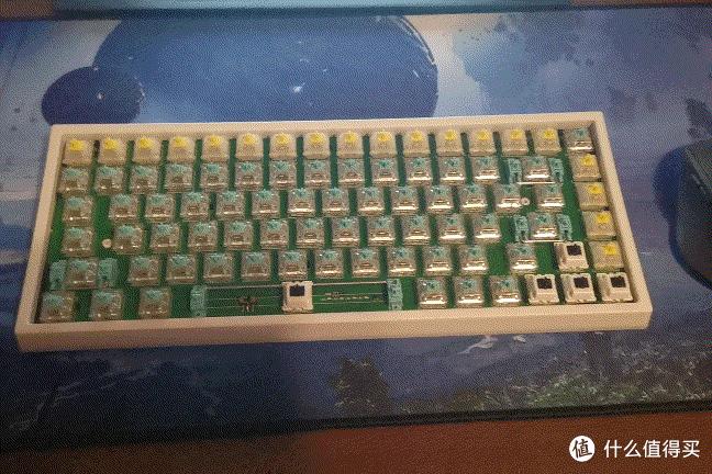 小键盘rgb键盘推荐,键盘推荐108键盘