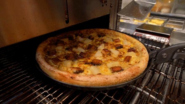 乐凯撒榴莲比萨买一送一只卖两周,乐凯撒爆浆榴莲披萨