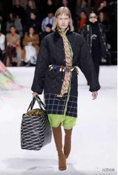 意大利大学摄影专业,意大利时尚课程学什么