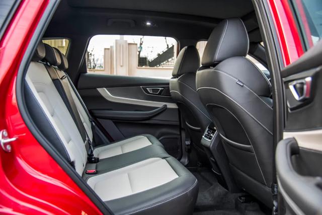 瑞虎7和瑞虎8车身强度哪个好,瑞虎8和瑞虎7哪个省油