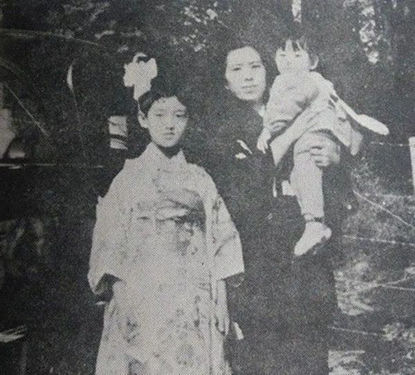 山口百惠的老年状态,60岁的山口百惠是否美丽依旧