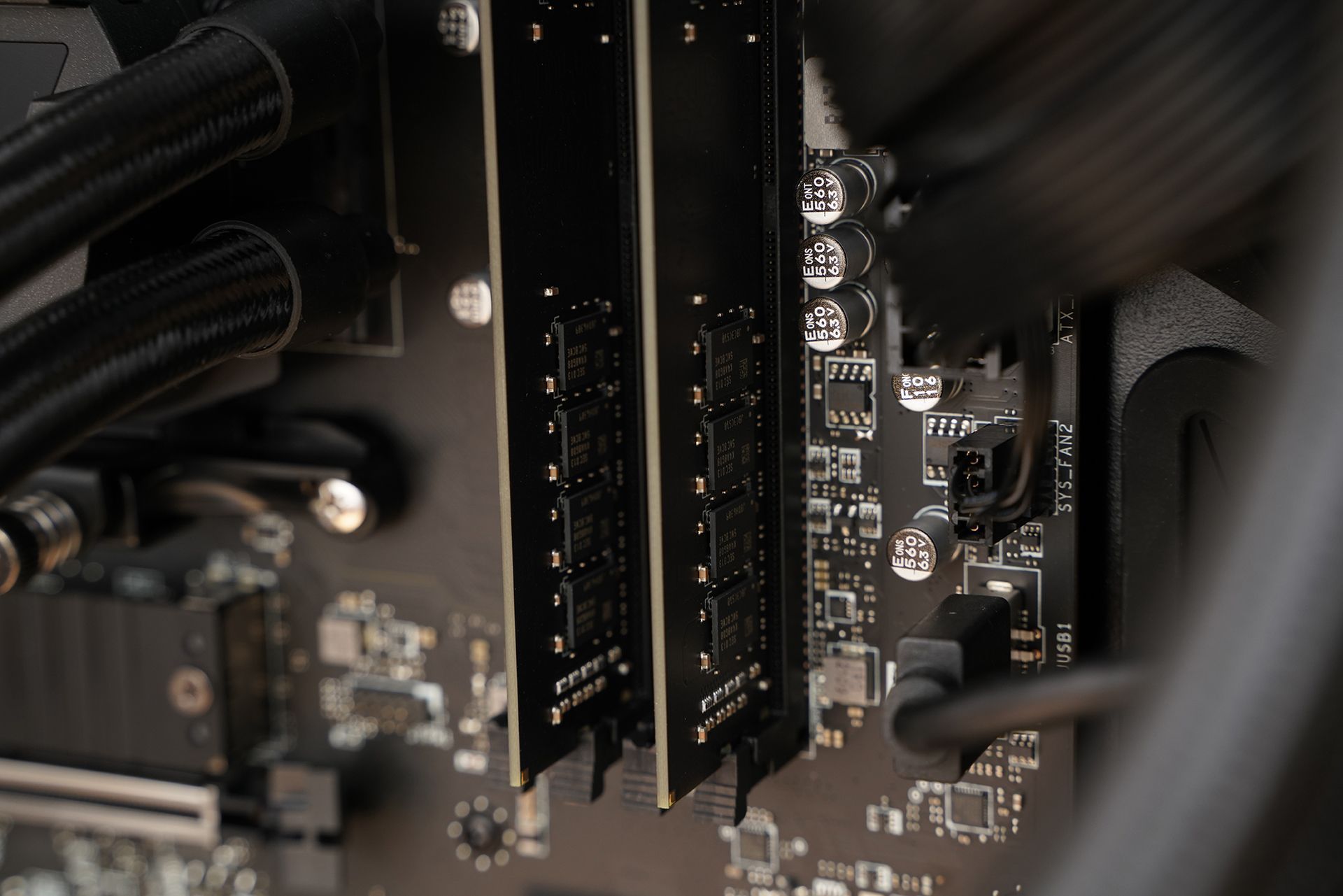 微星宙斯盾z5值不值得买,微星宙斯盾z5支持风扇