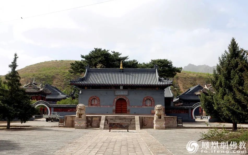 赤峰最值得拜的寺院,赤峰最大的寺院在哪里