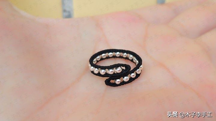 红绳编织戒指女款最新款,红绳戒指女款新款编法