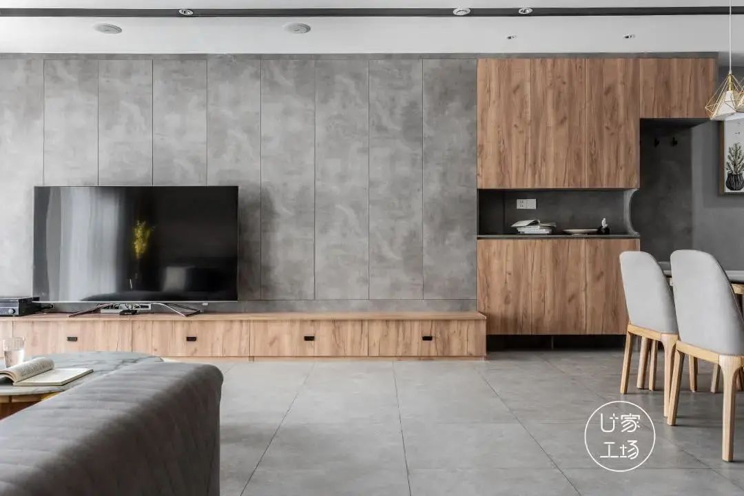 怎么用少量的护墙板装修出高级感,最简单护墙板全屋装修效果