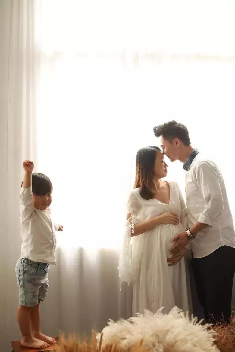 恭喜tvb小生公布儿子,tvb36岁女星喜获麟儿