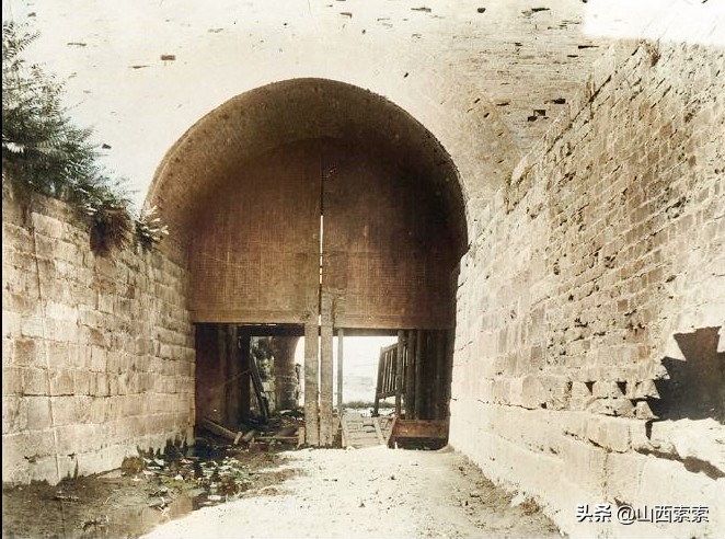 八国联军侵华战争历史讲解超长,1900年八国联军侵华战争影像彩色