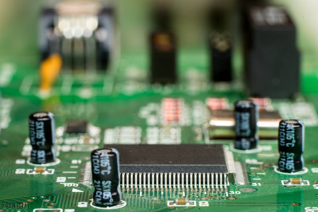 单片机pcb绘制原理图教程,proteus画单片机原理图步骤