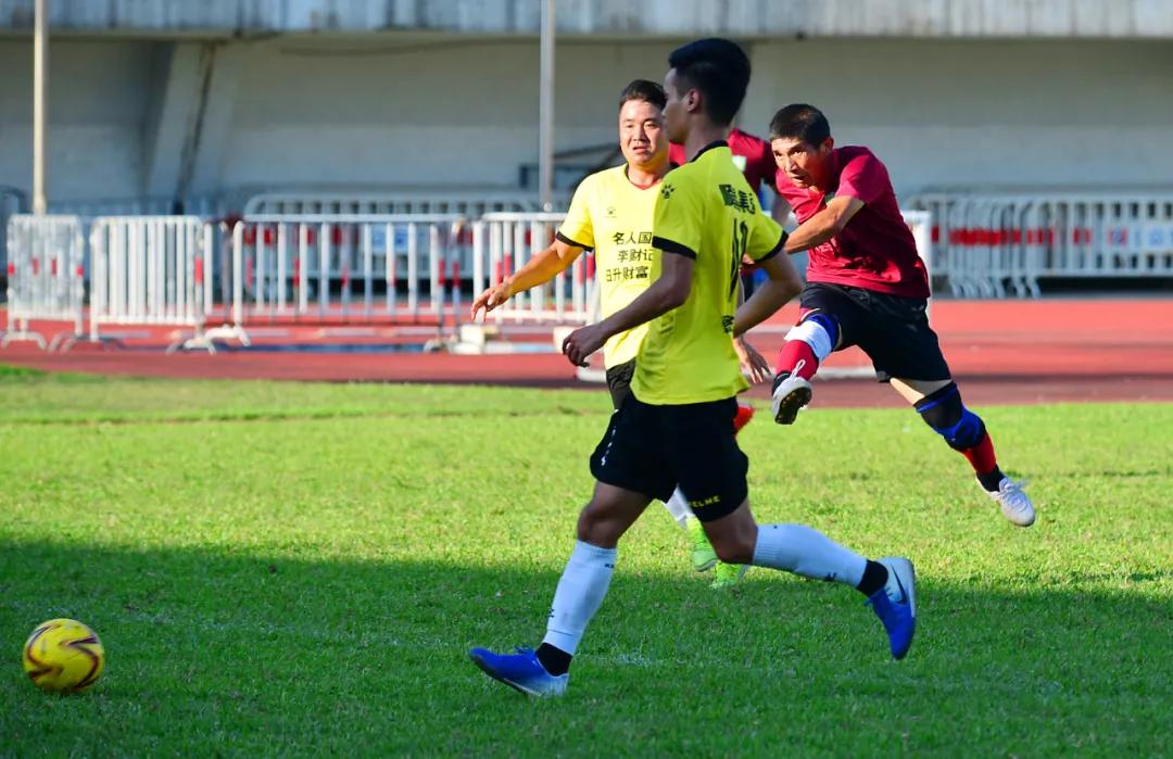 中山球王邓建明,中山球王个人简介