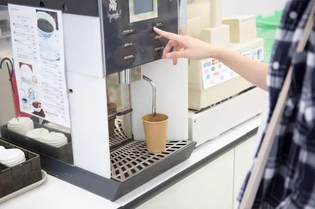 日本的便利店到底有多“变态”？瞧一瞧就知道