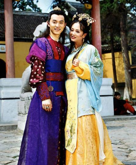 男星发腮发胖,男明星发腮对比