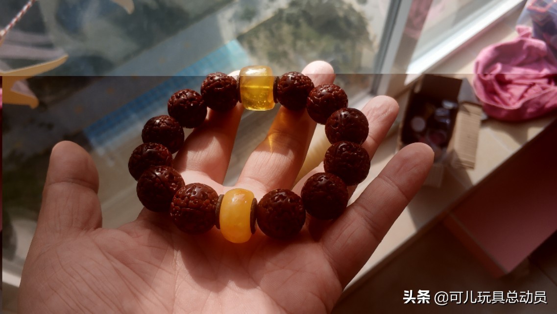 我爱做手工:给大家发一个无齿金刚圆珠的手工打磨过程