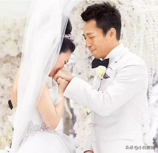 见面4次就订婚，被嘲胖后瘦20斤，任性大s凭啥在娱乐圈混26年？