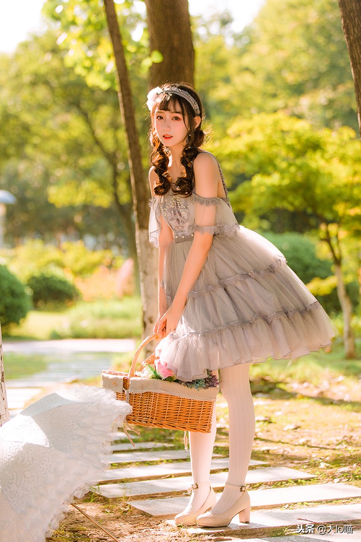 穿花嫁路人反应,穿花嫁出门丢人吗