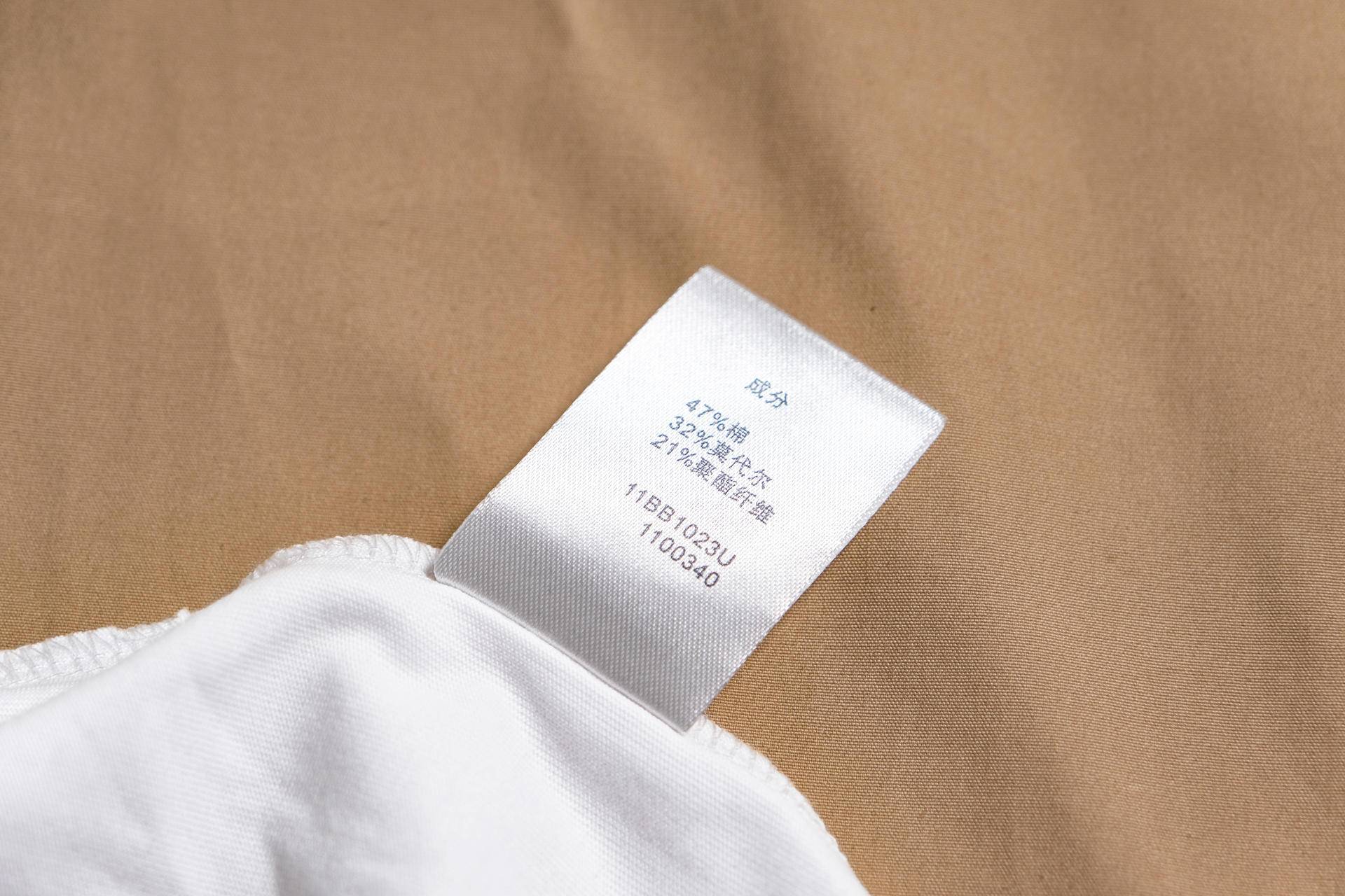 什么材质t恤适合夏天穿,夏季啥材质t恤凉快抗皱不缩水