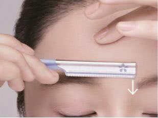 佟丽娅同款淡紫色眼妆怎么画,陈数同款烟熏眼妆