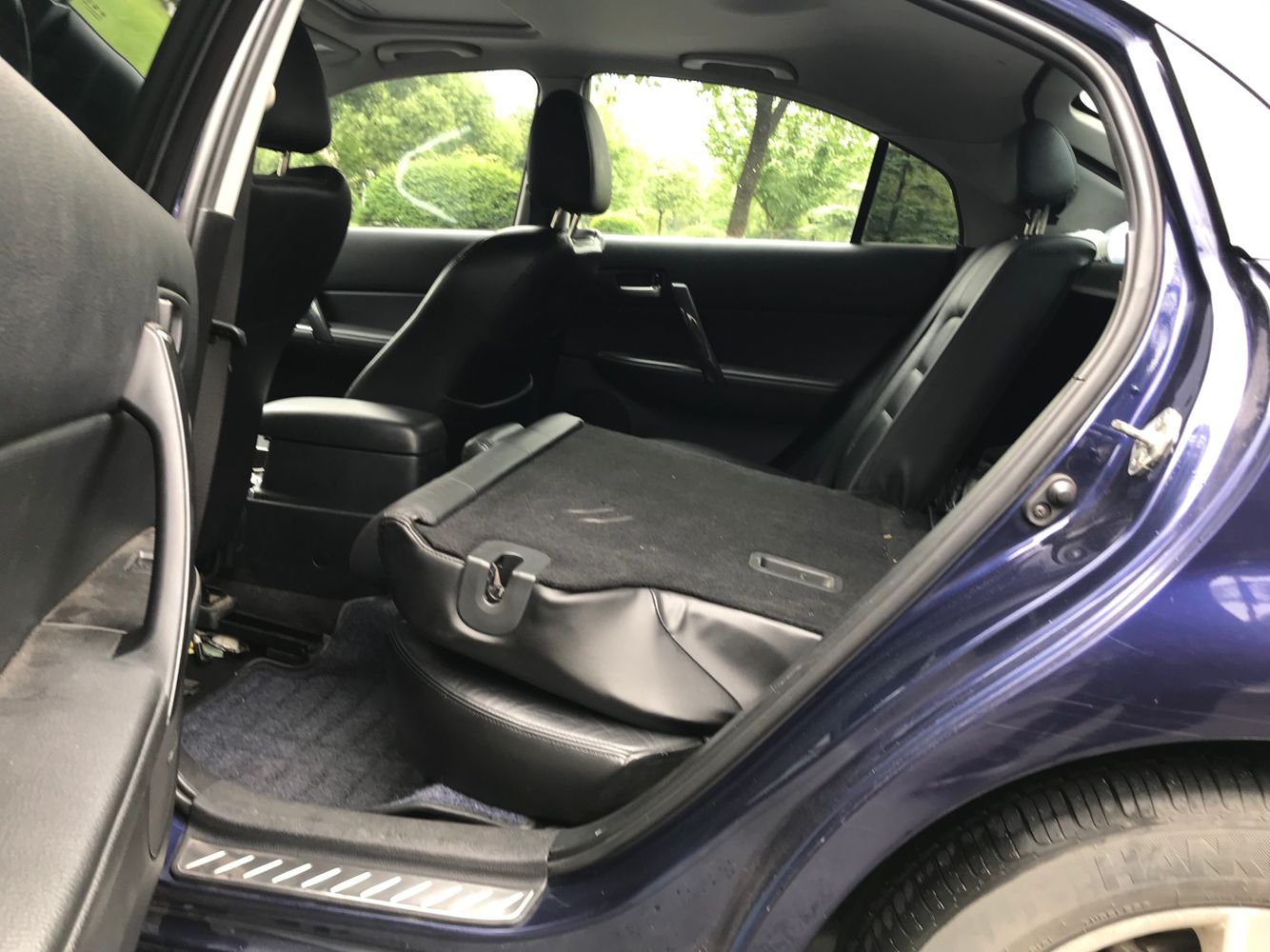 普通马六与轿跑,普通马六和马六轿跑底盘的区别