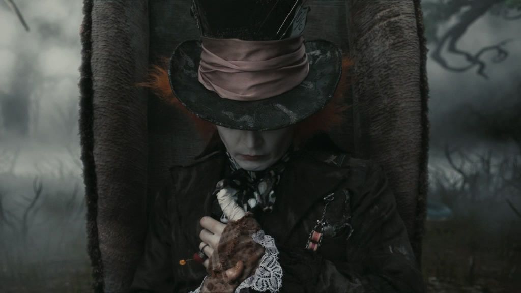 爱丽丝梦游仙境特效影评,爱丽丝梦游仙境微影评