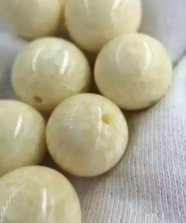 新手推荐的几种文玩,这九种文玩不能碰