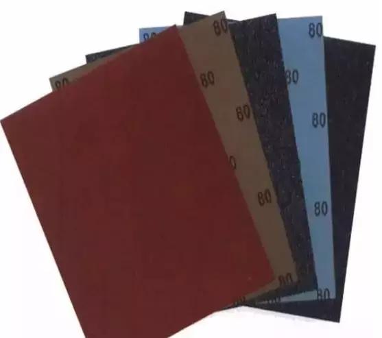 打磨出来的千眼菩提应该是什么色,千眼菩提打磨后为什么是黄褐色