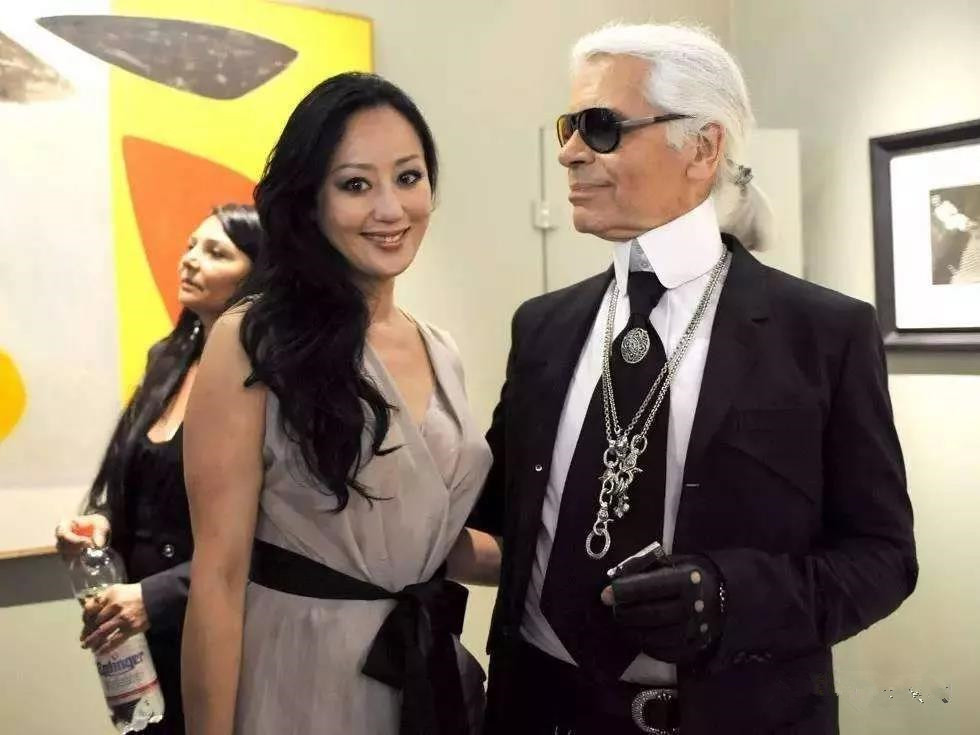 章小蕙破产的原因,章小蕙和钟镇涛现况有联系吗