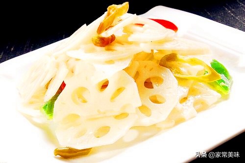 清炒莲藕片用先焯水吗,清炒藕发黑