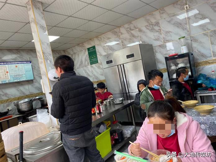 疫情下的“小矮人”：被裁员“小人国”成避风港救助？牟利？